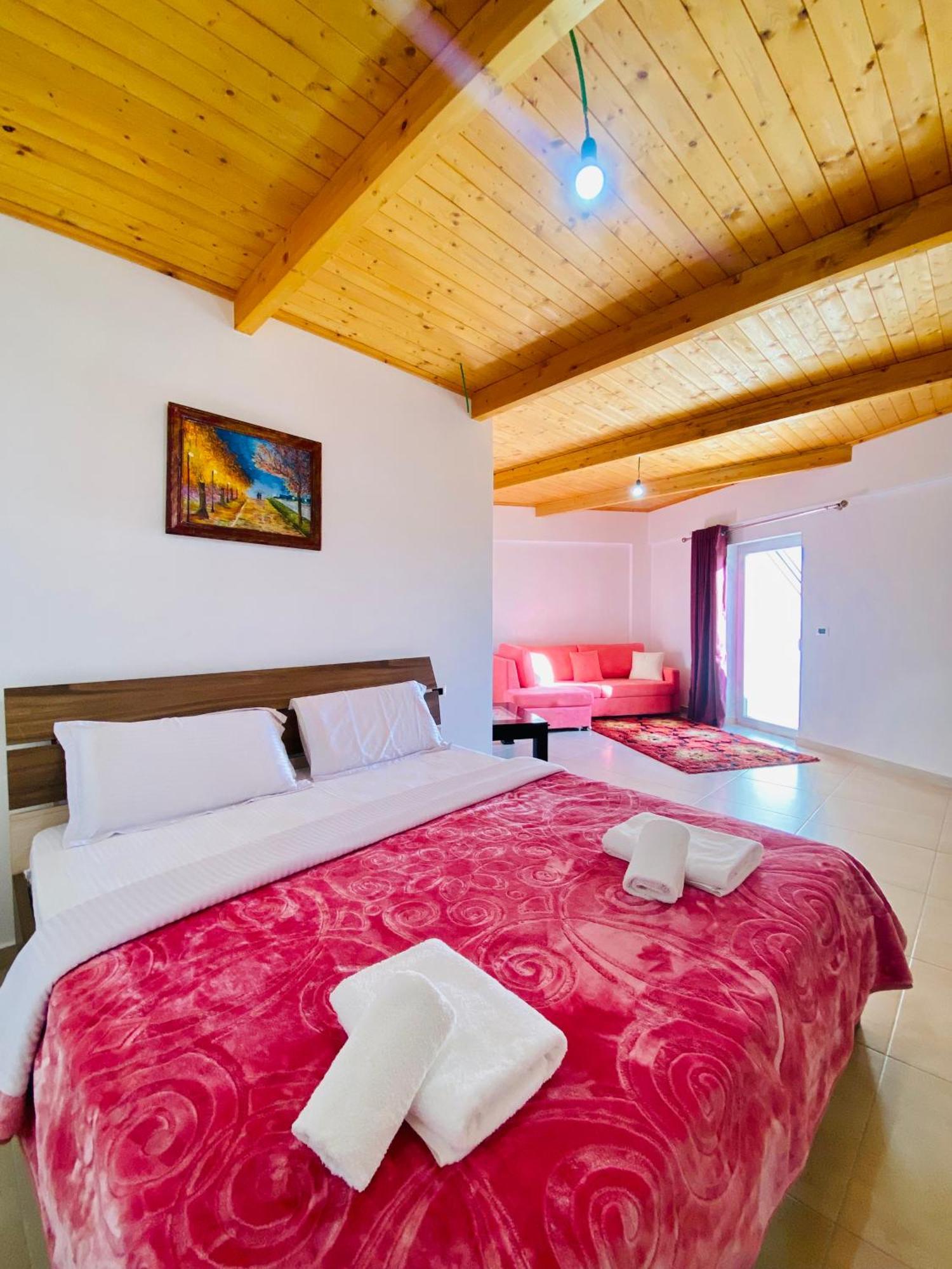 Lahuta E Vjeter Agroturizem Hotel Lac ภายนอก รูปภาพ