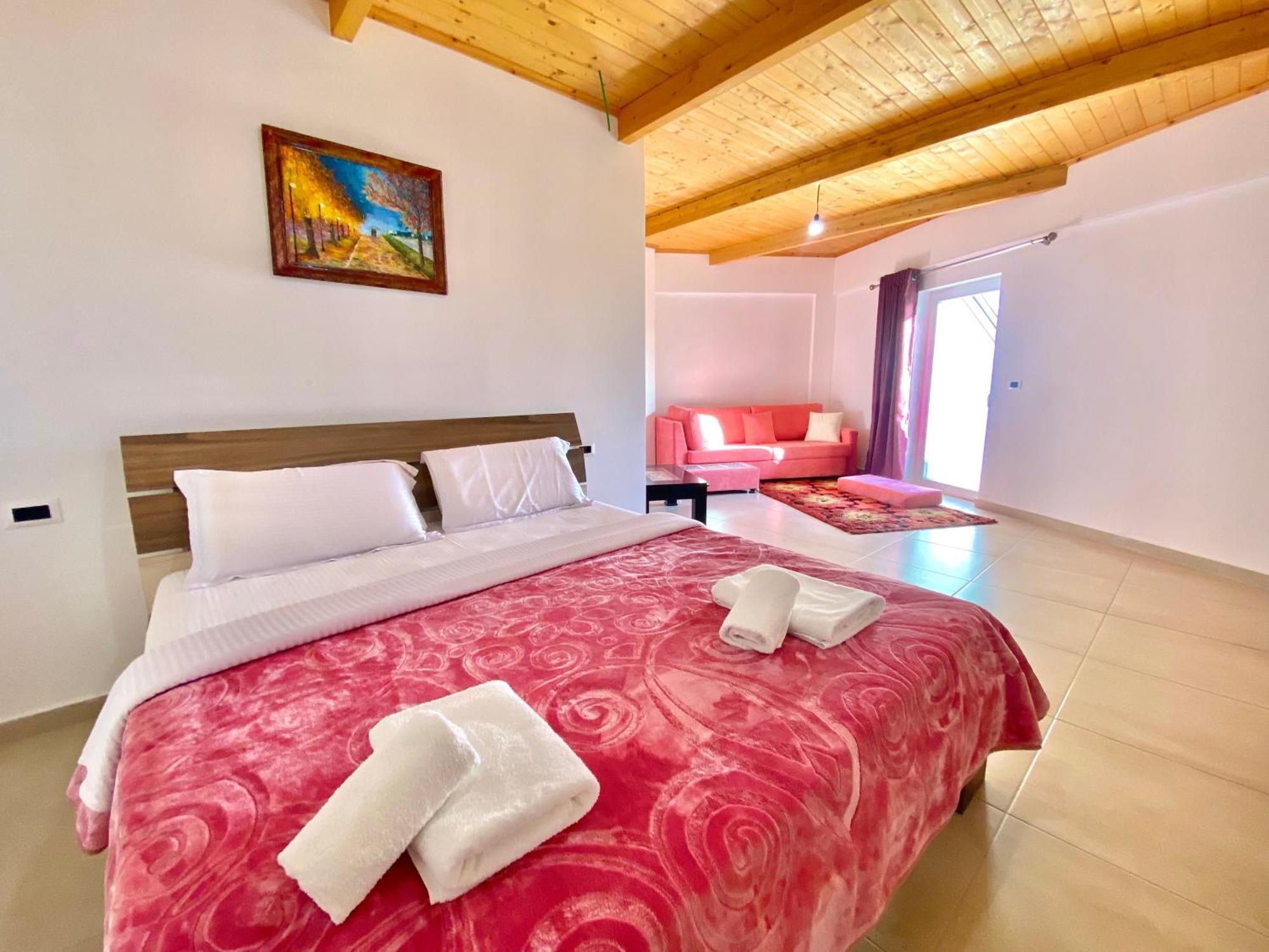 Lahuta E Vjeter Agroturizem Hotel Lac ภายนอก รูปภาพ